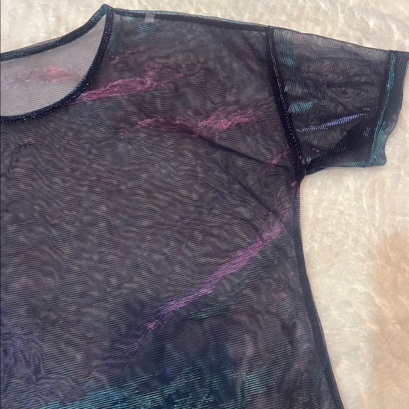 Sheer Multicolor Short Sleeve Top size S - Picture 3 of 4